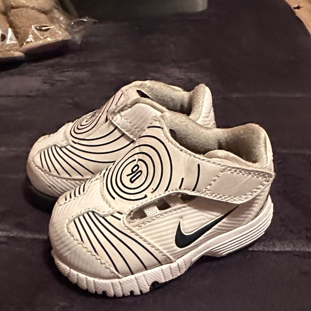 Nike Kids White and Black Sneakers